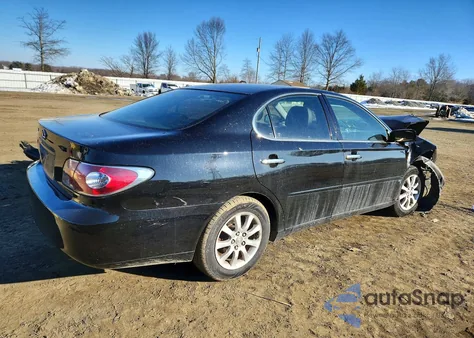 2004 Lexus Es 330 z USA, uszkodzony, nr VIN JTHBA30G045026559